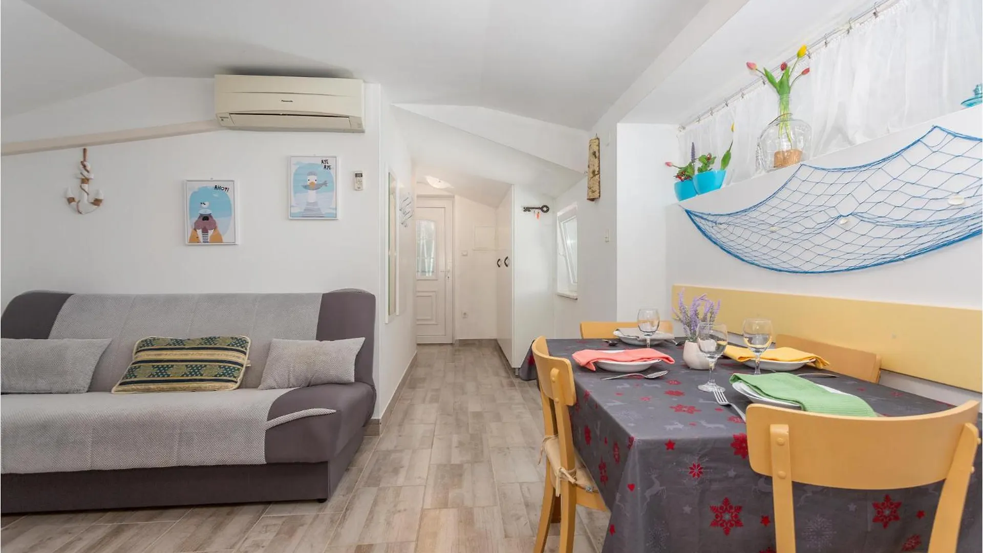 Awesome Home In Risika With Kitchen Casa de Férias