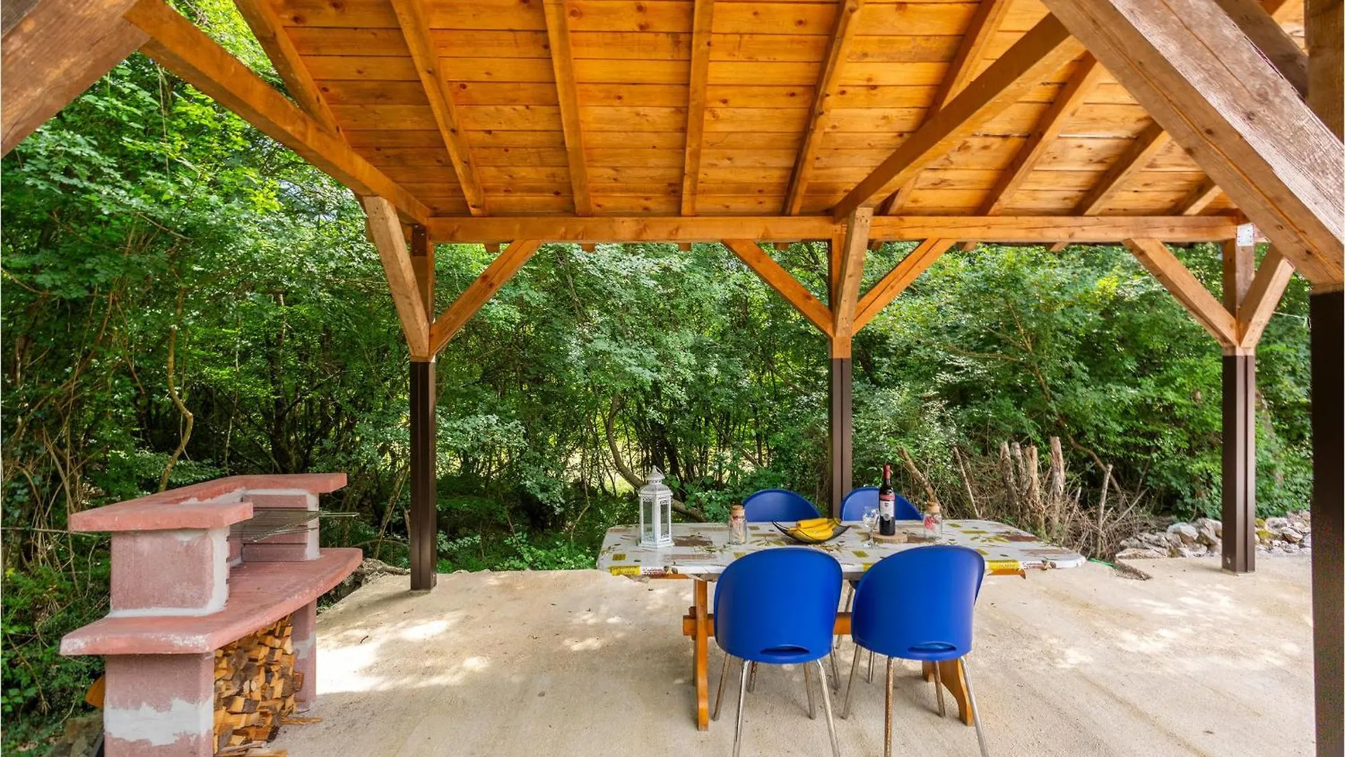 Awesome Home In Risika With Kitchen Croácia